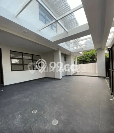 Siap Huni Rumah Mewah 4 Kamar di BSD Dekat ke Mana Pun Siap Huni Rumah Mewah 4 Kamar di BSD Dekat ke Mana Pun