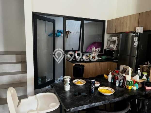 Hunian Cantik Minimalis Lb 70m2 di BSD, Tangerang Selatan Hunian Cantik Minimalis Lb 70m2 di BSD, Tangerang Selatan