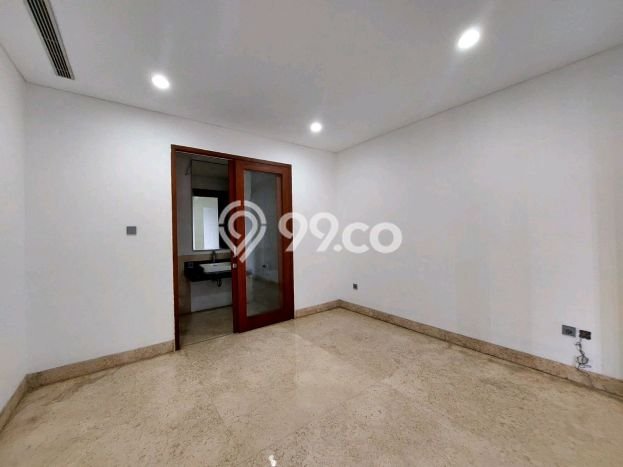 For Sale! Luxury House LT 489m2 Desain Elegan di Pondok Indah For Sale! Luxury House LT 489m2 Desain Elegan di Pondok Indah