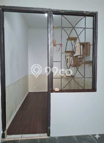 Rumah Strategis Minimalis Lb 78m2 di Ciputat, Tangerang Selatan Rumah Strategis Minimalis Lb 78m2 di Ciputat, Tangerang Selatan