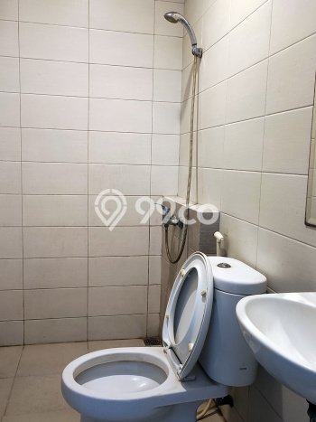 Disewakan Rumah Harga Terjangkau di BSD City Tangerang dengan 3 KT Disewakan Rumah Harga Terjangkau di BSD City Tangerang dengan 3 KT