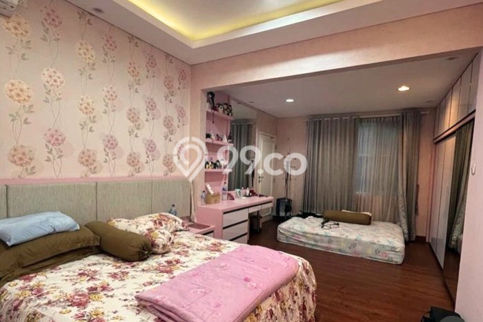 Rumah Elit LB 200m2 Siap Pakai Desain Elegan di Alam Sutera, Tangerang Rumah Elit LB 200m2 Siap Pakai Desain Elegan di Alam Sutera, Tangerang