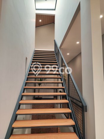 Dijual Rumah Mewah Megah Dengan View Cantik di BSD Delatinos, Tangerang Dijual Rumah Mewah Megah Dengan View Cantik di BSD Delatinos, Tangerang