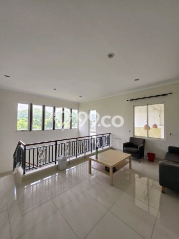 Rumah Disewakan Tangerang LT 464m2 LB 300m2 Kawasan Gading Serpong Rumah Disewakan Tangerang LT 464m2 LB 300m2 Kawasan Gading Serpong