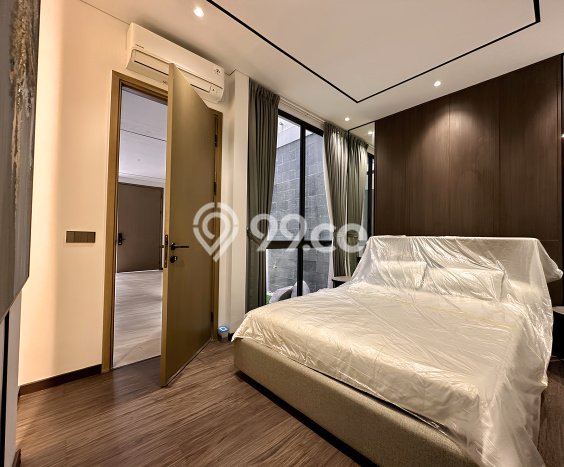 Rumah Elit Modern Tanpa Renovasi di BSD City Tangerang Rumah Elit Modern Tanpa Renovasi di BSD City Tangerang
