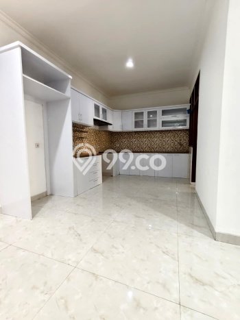 Disewakan Rumah Murah di Pondok Indah Jakarta Selatan dengan 3 KT Disewakan Rumah Murah di Pondok Indah Jakarta Selatan dengan 3 KT