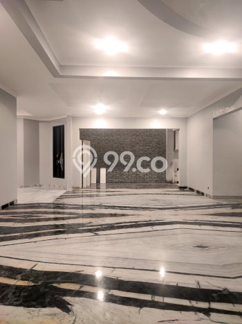 Rumah Kondisi Baik Disewakan di Pondok Indah, Jakarta Selatan LT 800m2, LB 800m2 Rumah Kondisi Baik Disewakan di Pondok Indah, Jakarta Selatan LT 800m2, LB 800m2