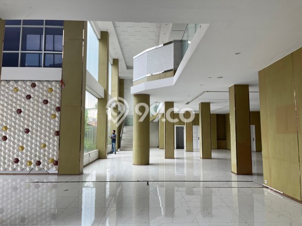 Kantor disewakan lokasi strategis Kelapa Dua Tangerang 650m2 Kantor disewakan lokasi strategis Kelapa Dua Tangerang 650m2