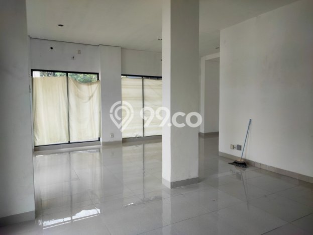 Disewakan Ruko di Kawasan Ramai BSD City Luas 151m2 Disewakan Ruko di Kawasan Ramai BSD City Luas 151m2