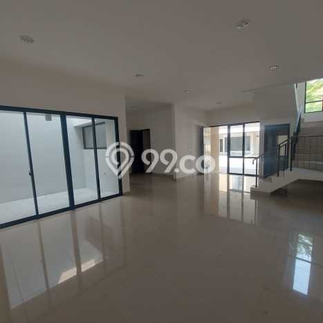 Rumah Luxury Modern Tanpa Renovasi di Pantai Indah Kapuk 2 Jakarta Utara Rumah Luxury Modern Tanpa Renovasi di Pantai Indah Kapuk 2 Jakarta Utara