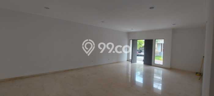 HUNIAN PILIHAN! Rumah di Pantai Indah Kapuk, 3 KT, Area Strategis, Luas 200m² Bangunan 297m² HUNIAN PILIHAN! Rumah di Pantai Indah Kapuk, 3 KT, Area Strategis, Luas 200m² Bangunan 297m²