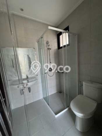 Dijual Rumah Eksklusif 2 KT di Pantai Indah Kapuk 2, Jakarta Utara Dijual Rumah Eksklusif 2 KT di Pantai Indah Kapuk 2, Jakarta Utara