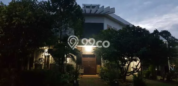 Lokasi terbaik! Rumah siap pakai disewakan di BSD LB 220m2 Lokasi terbaik! Rumah siap pakai disewakan di BSD LB 220m2