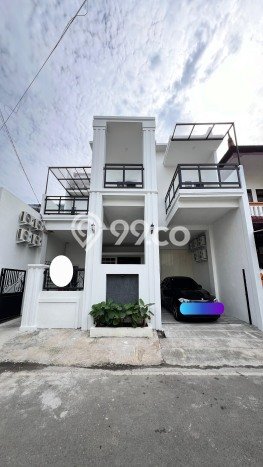 Dijual Rumah Premium dengan Fasilitas Sekitar Komplit di Lowokwaru, Malang Dijual Rumah Premium dengan Fasilitas Sekitar Komplit di Lowokwaru, Malang