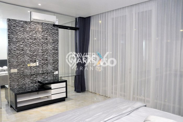 Rumah Elit Modern Tanpa Renovasi di Balearjosari Malang Rumah Elit Modern Tanpa Renovasi di Balearjosari Malang
