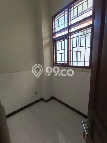 HUNIAN PILIHAN! Rumah di Babakan Ciparay, LT 178m2m² Bangunan 128m2m² HUNIAN PILIHAN! Rumah di Babakan Ciparay, LT 178m2m² Bangunan 128m2m²