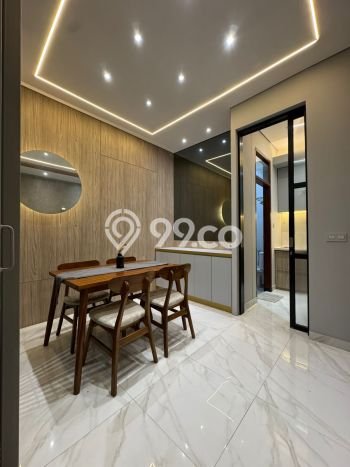 KAWASAN PREMIUM! Ruko di Regol, Luas 120m2m², Akses Utama KAWASAN PREMIUM! Ruko di Regol, Luas 120m2m², Akses Utama