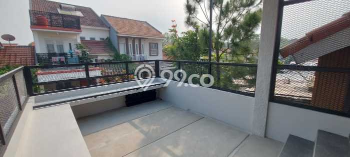 Jual Rumah Eksklusif 2 KT di Kota Baru Parahyangan, Bandung Jual Rumah Eksklusif 2 KT di Kota Baru Parahyangan, Bandung