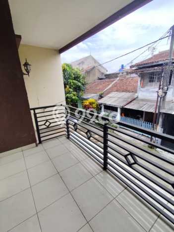 Rumah LT 102m2m² Akses Strategis di Kawasan Elite Taman Kopo Indah, Bandung Rumah LT 102m2m² Akses Strategis di Kawasan Elite Taman Kopo Indah, Bandung