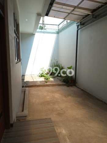 HUNIAN PILIHAN! Rumah di Babakan Ciparay, LT 178m2m² Bangunan 128m2m² HUNIAN PILIHAN! Rumah di Babakan Ciparay, LT 178m2m² Bangunan 128m2m²