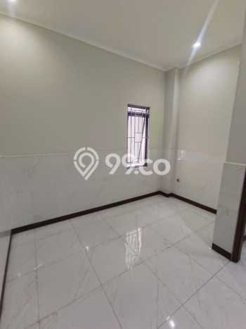 HUNIAN PILIHAN! Rumah di Babakan Ciparay, LT 178m2m² Bangunan 128m2m² HUNIAN PILIHAN! Rumah di Babakan Ciparay, LT 178m2m² Bangunan 128m2m²