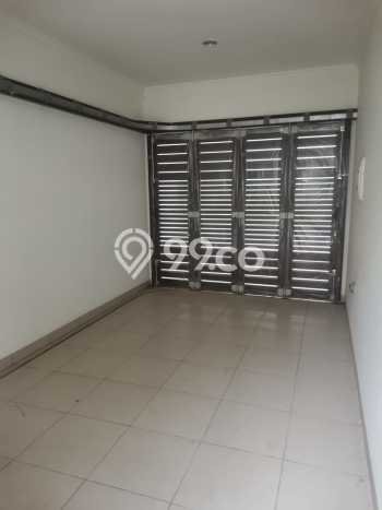 Rumah Terawat kawasan Gedebage, Bandung, Luas 162m2m² Bangunan 124m2m² HARGA MENARIK! Rumah Terawat kawasan Gedebage, Bandung, Luas 162m2m² Bangunan 124m2m² HARGA MENARIK!