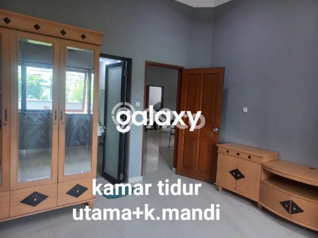 Rumah Area Nyaman di Semarang Barat, Semarang, LT 236m2m² Bangunan 250m2m² Rumah Area Nyaman di Semarang Barat, Semarang, LT 236m2m² Bangunan 250m2m²