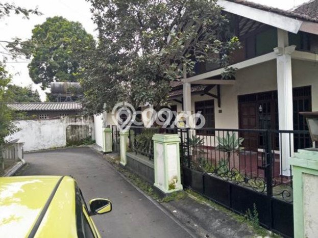 Hunian Cantik Modern Lb 300m2 di Ungaran Barat, Semarang Hunian Cantik Modern Lb 300m2 di Ungaran Barat, Semarang
