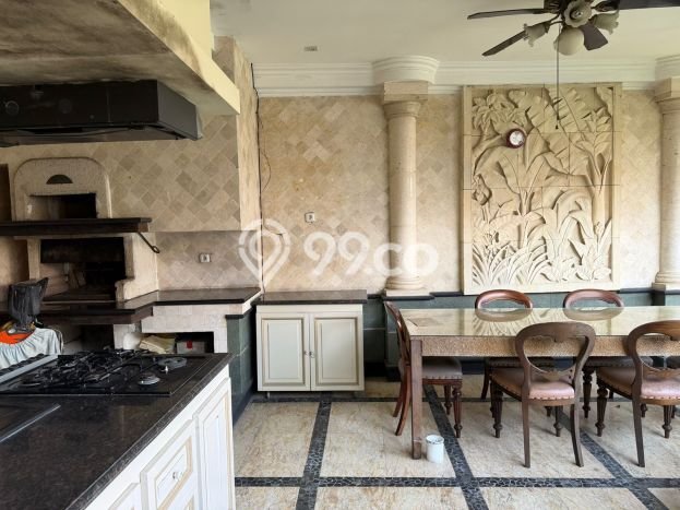 Dijual Rumah Luas Megah Dengan View Eksklusif di papandayan, Semarang Dijual Rumah Luas Megah Dengan View Eksklusif di papandayan, Semarang