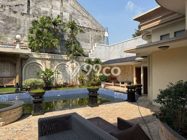 Dijual Rumah Luas Megah Dengan View Eksklusif di papandayan, Semarang Dijual Rumah Luas Megah Dengan View Eksklusif di papandayan, Semarang