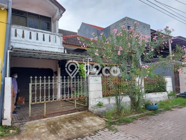 Rumah Modern Minimalis 3 Kamar Bisa Langsung Pindah di Semarang Tengah Rumah Modern Minimalis 3 Kamar Bisa Langsung Pindah di Semarang Tengah