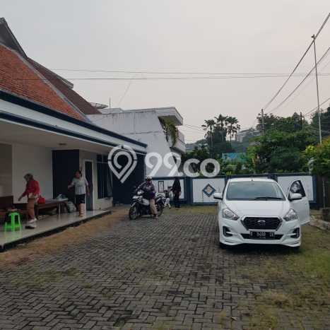 Lokasi terbaik! Rumah siap pakai disewakan di Gajah Mungkur LB 350m2 Lokasi terbaik! Rumah siap pakai disewakan di Gajah Mungkur LB 350m2