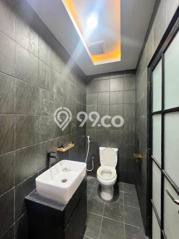 Rumah kawasan Sambikerep, Surabaya, Luas 128m2m² LB 180m2m² Rumah kawasan Sambikerep, Surabaya, Luas 128m2m² LB 180m2m²