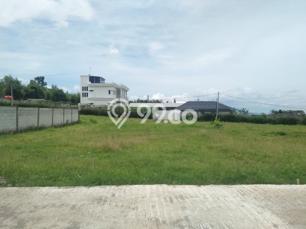 Dijual Tanah Kawasan Cisarua, Luas 300m², Lokasi Potensial Dijual Tanah Kawasan Cisarua, Luas 300m², Lokasi Potensial