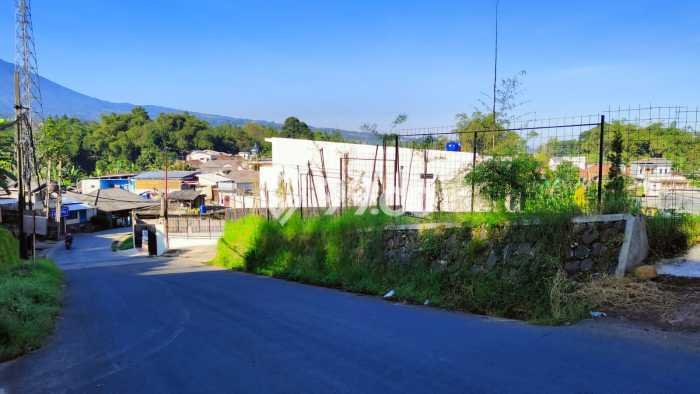 Dijual Tanah Kawasan Puncak, Luas 1000m², Area Strategis, Kontur Datar Dijual Tanah Kawasan Puncak, Luas 1000m², Area Strategis, Kontur Datar