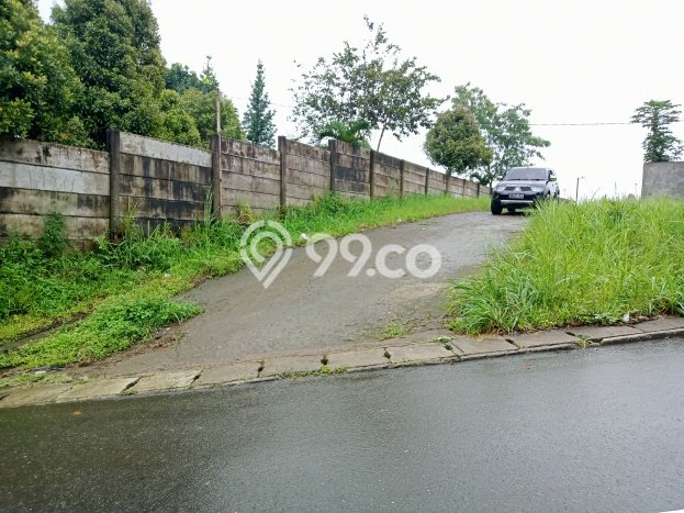 Dijual Tanah Kawasan Cisarua, Luas 300m², Lokasi Potensial Dijual Tanah Kawasan Cisarua, Luas 300m², Lokasi Potensial