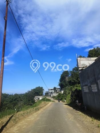 Tanah Area Berkembang di Megamendung, Luas 300m2m², Cocok untuk Pengembangan Tanah Area Berkembang di Megamendung, Luas 300m2m², Cocok untuk Pengembangan