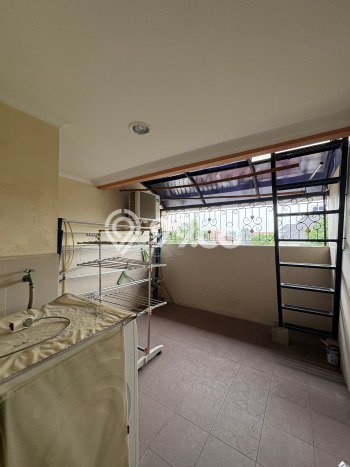 Rumah Elit Modern Siap Huni di Pluit Jakarta Utara Rumah Elit Modern Siap Huni di Pluit Jakarta Utara