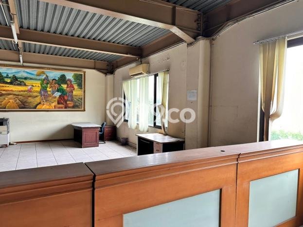 Kantor Bagus Dijual LB 2145m2 Lokasi Strategis Muara Enim Area Cocok untuk Bisnis Kantor Bagus Dijual LB 2145m2 Lokasi Strategis Muara Enim Area Cocok untuk Bisnis