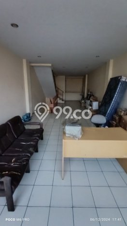 Ruko Dijual di Jakarta Pusat LT 64m2 & LB 256m2 Lokasi Terbaik! Ruko Dijual di Jakarta Pusat LT 64m2 & LB 256m2 Lokasi Terbaik!