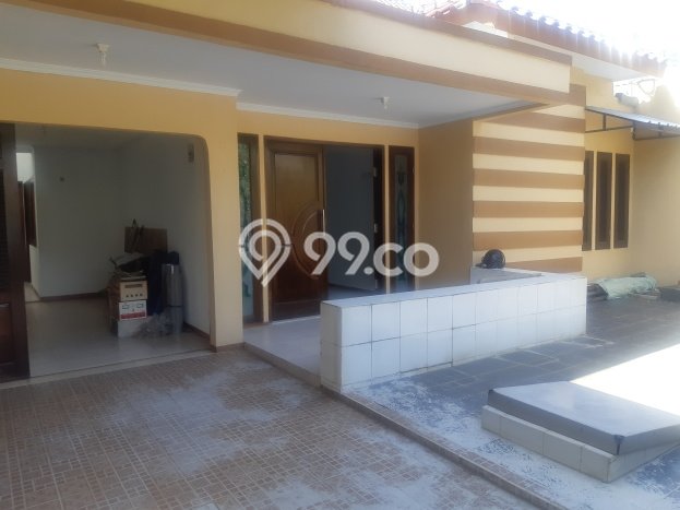 Rumah di Kelapa Gading, Luas 200m², LB 150m² Rumah di Kelapa Gading, Luas 200m², LB 150m²