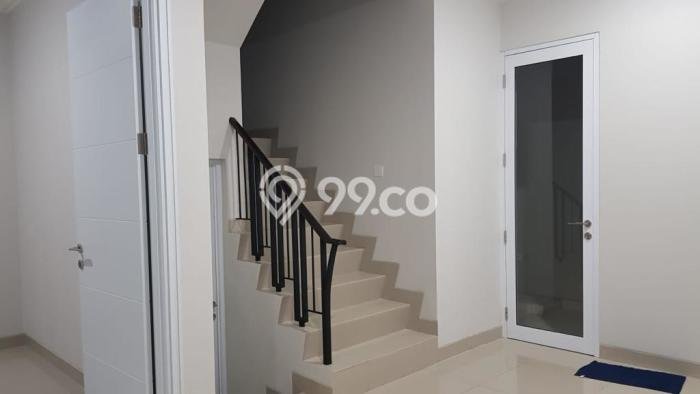 RECOMMENDED! Rumah di Cakung, 3 KT, Lokasi Strategis, LT 75m² Bangunan 96m² RECOMMENDED! Rumah di Cakung, 3 KT, Lokasi Strategis, LT 75m² Bangunan 96m²