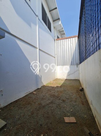 LOKASI PREMIUM! Gudang di Cikupa, Luas 109m², Area Berkembang LOKASI PREMIUM! Gudang di Cikupa, Luas 109m², Area Berkembang