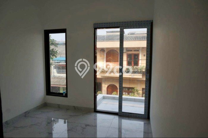 Rumah 4 KT 3 KM di Area Premium Rawamangun, Jakarta Timur Rumah 4 KT 3 KM di Area Premium Rawamangun, Jakarta Timur