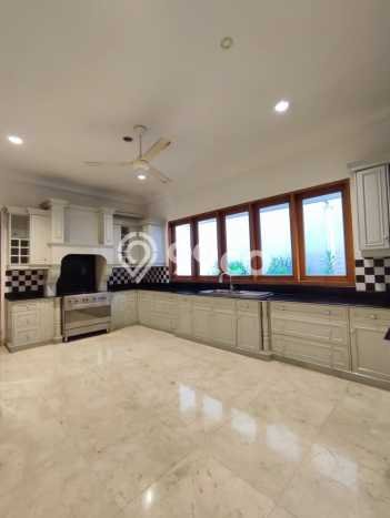 PREMIUM CHOICE! Rumah kawasan Ampera, 5 KM, Area Strategis, Luas 850m² Bangunan 600m² PREMIUM CHOICE! Rumah kawasan Ampera, 5 KM, Area Strategis, Luas 850m² Bangunan 600m²