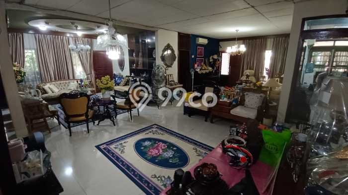 Rumah Elit LB 339m2 Siap Pakai Desain Elegan di Kedoya, Jakarta Barat Rumah Elit LB 339m2 Siap Pakai Desain Elegan di Kedoya, Jakarta Barat