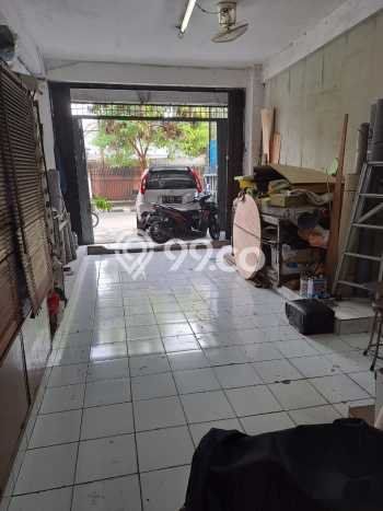 Unit Ruko Dijual di Jakarta Pusat LT 68m2 & LB 150m2 Unit Ruko Dijual di Jakarta Pusat LT 68m2 & LB 150m2