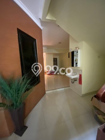 Rumah di Kelapa Gading, 4 KT, Akses Universitas, LT 132m² LB 264m² Rumah di Kelapa Gading, 4 KT, Akses Universitas, LT 132m² LB 264m²