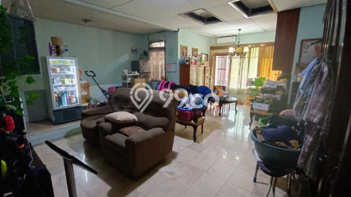 Rumah Elit LB 339m2 Siap Pakai Desain Elegan di Kedoya, Jakarta Barat Rumah Elit LB 339m2 Siap Pakai Desain Elegan di Kedoya, Jakarta Barat