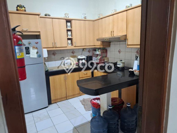 Rumah Luxury Modern Siap Huni di Pengadegan Jakarta Selatan Rumah Luxury Modern Siap Huni di Pengadegan Jakarta Selatan
